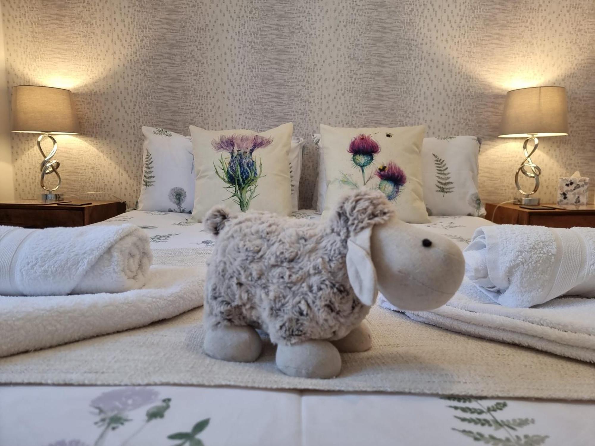 Heart Of Inverness-City Apartment Luaran gambar