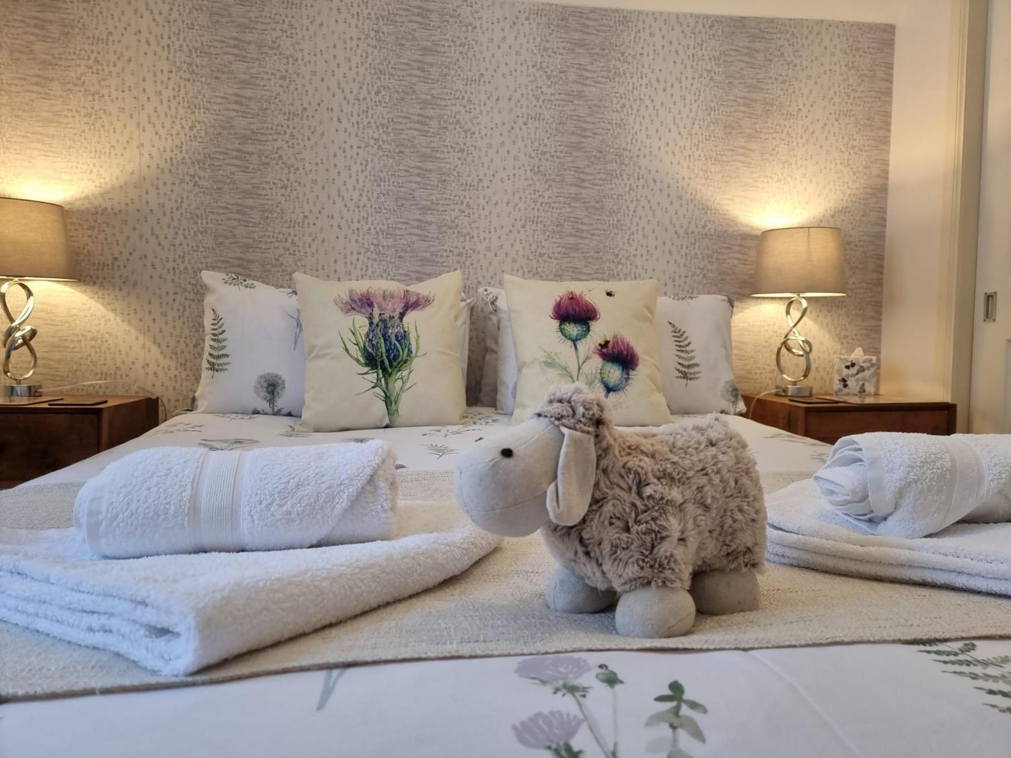 Heart Of Inverness-City Apartment Luaran gambar